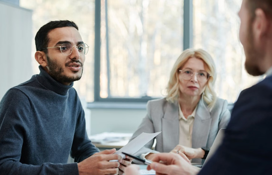DFG Advisory team in discussion
